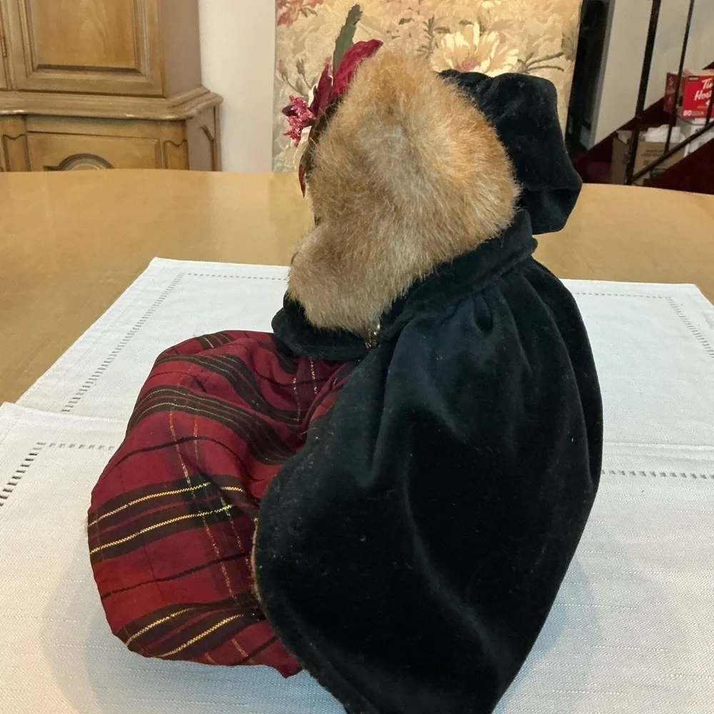 Boyds Bears Vintage Victoria Christmas Bear